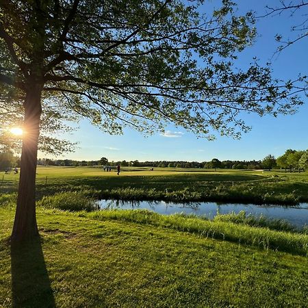Hotel Zur Linde Dein Self Check In Міхендорф Екстер'єр фото